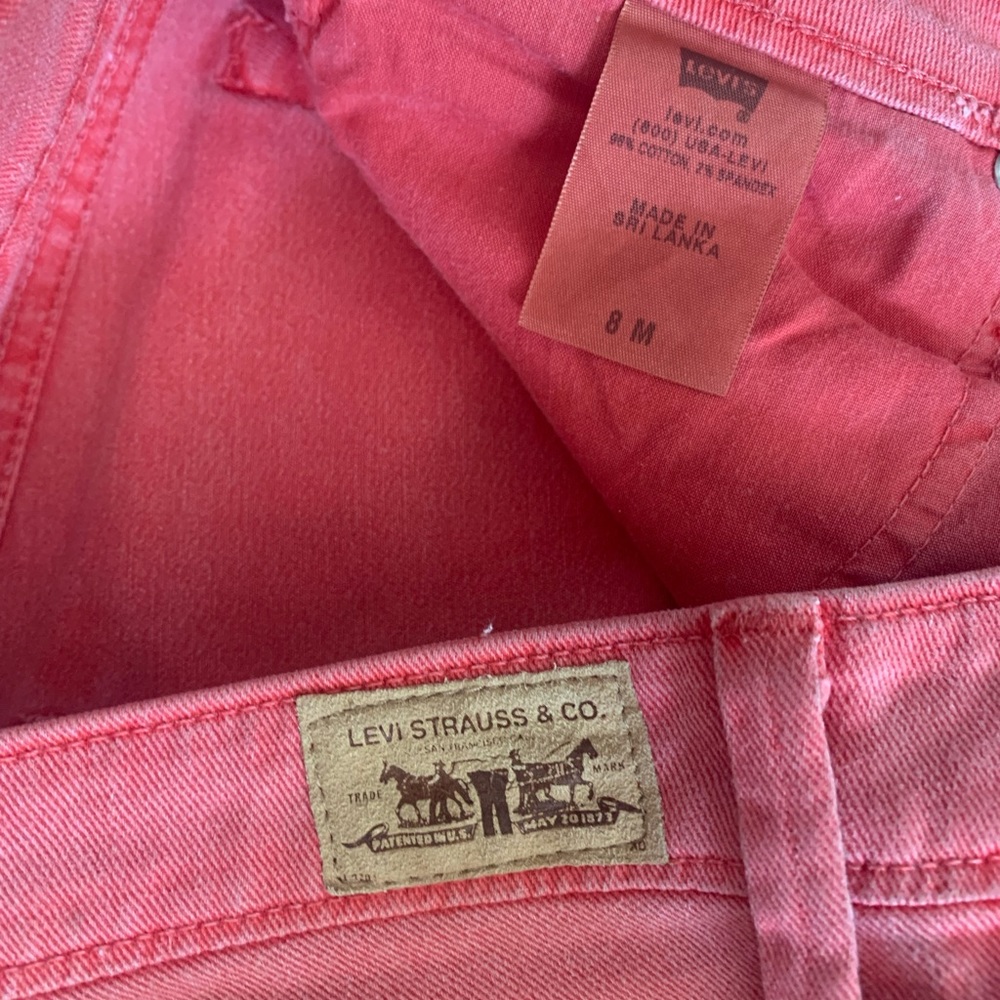 Levi’s 545 Skinny Leg Capri Jeans - Picture 4 of 5